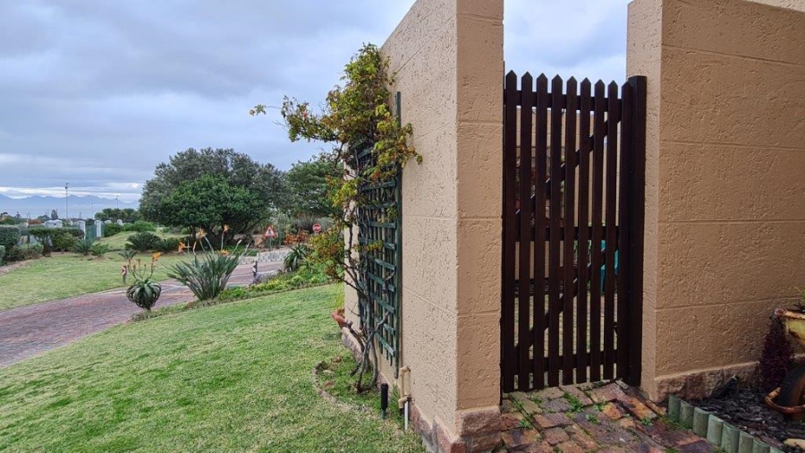 3 Bedroom Property for Sale in Mossel Bay Golf Estate Western Cape